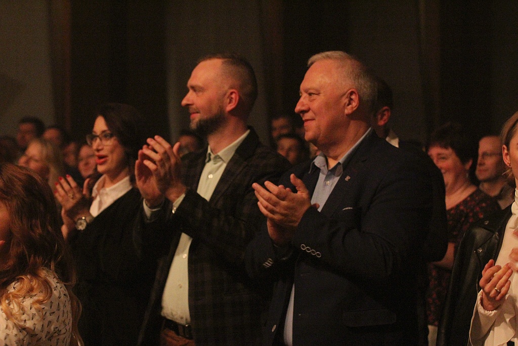 Koncert promujący debiutancką płytę zespołu Kminek