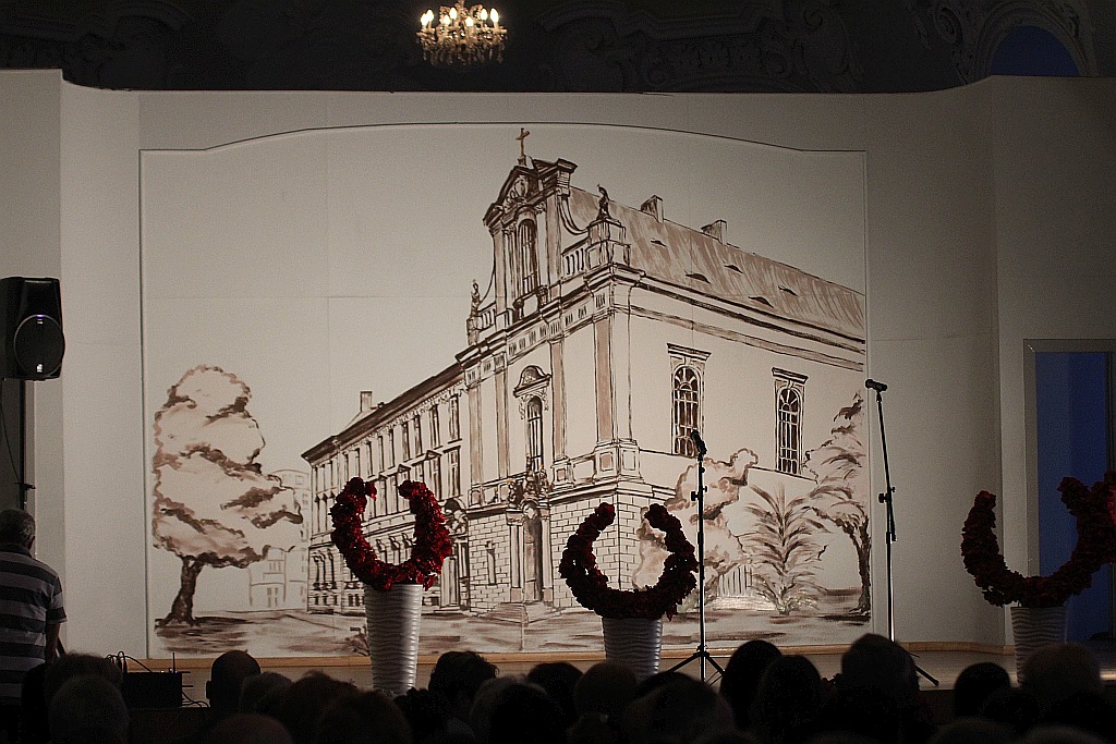 Pełen gwiazd koncert muzyki i poezji patriotycznej