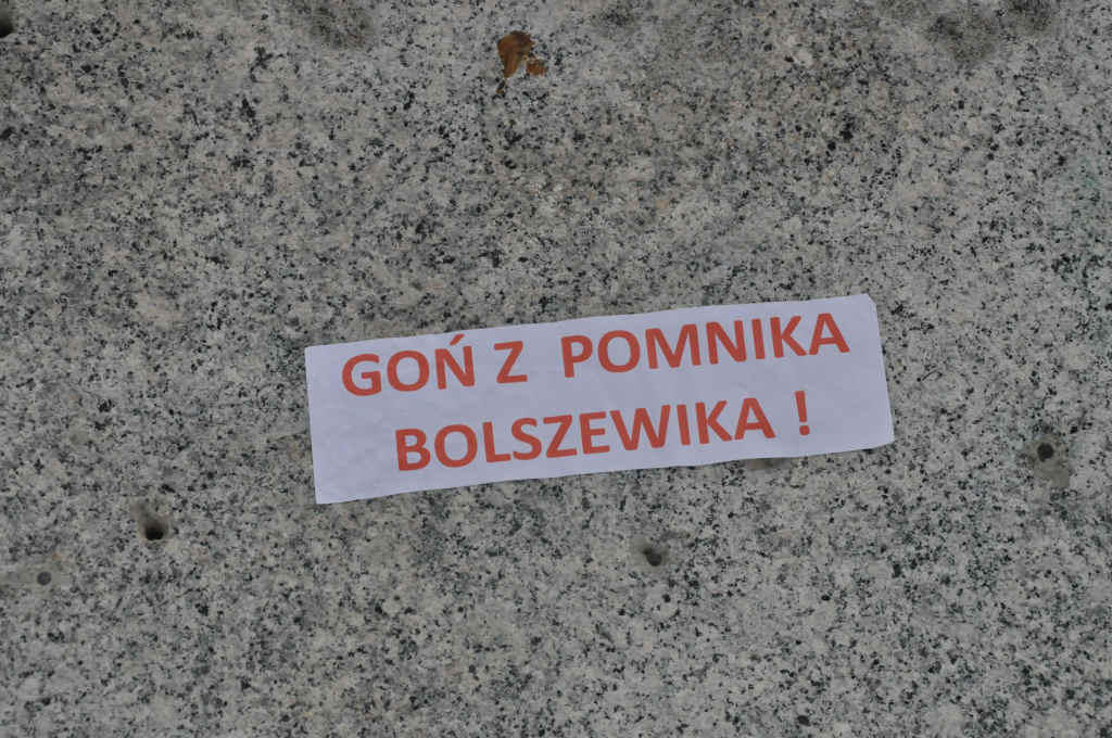 Pomnik, który od 67 lat dzieli legniczan idzie do rozbiórki