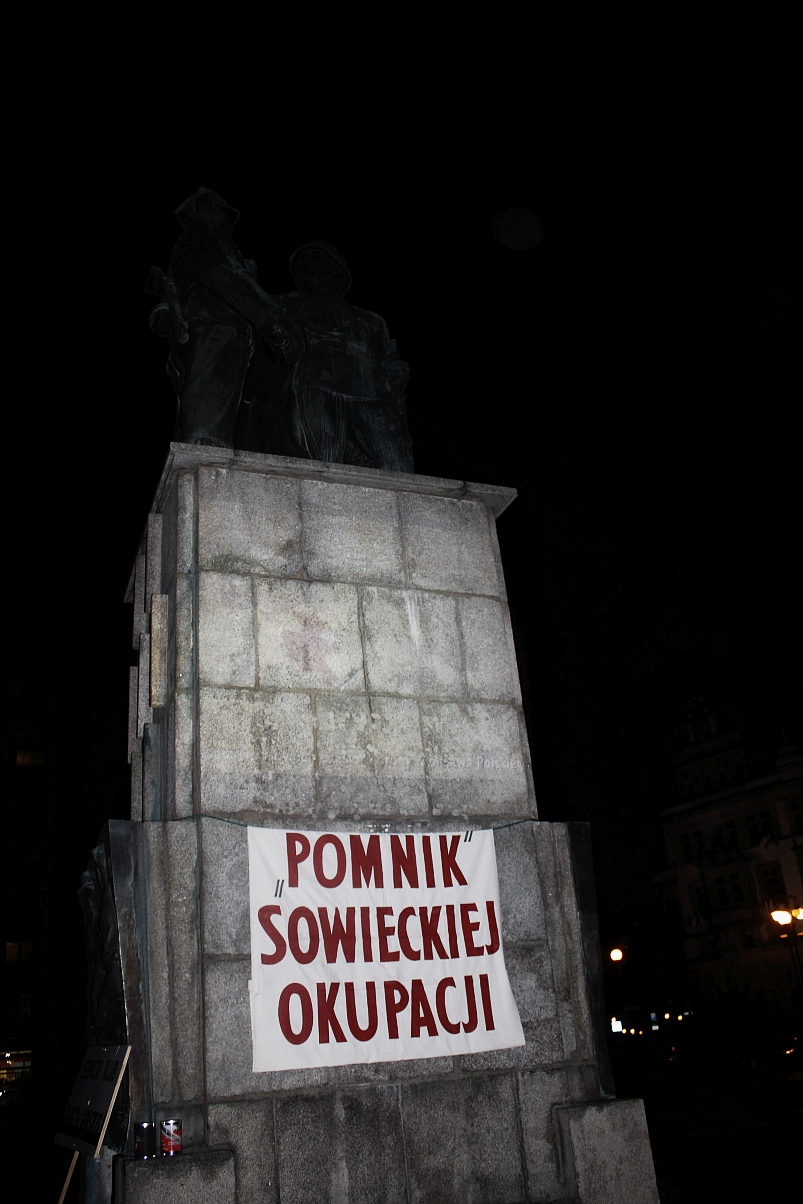 Pomnik, który od 67 lat dzieli legniczan idzie do rozbiórki