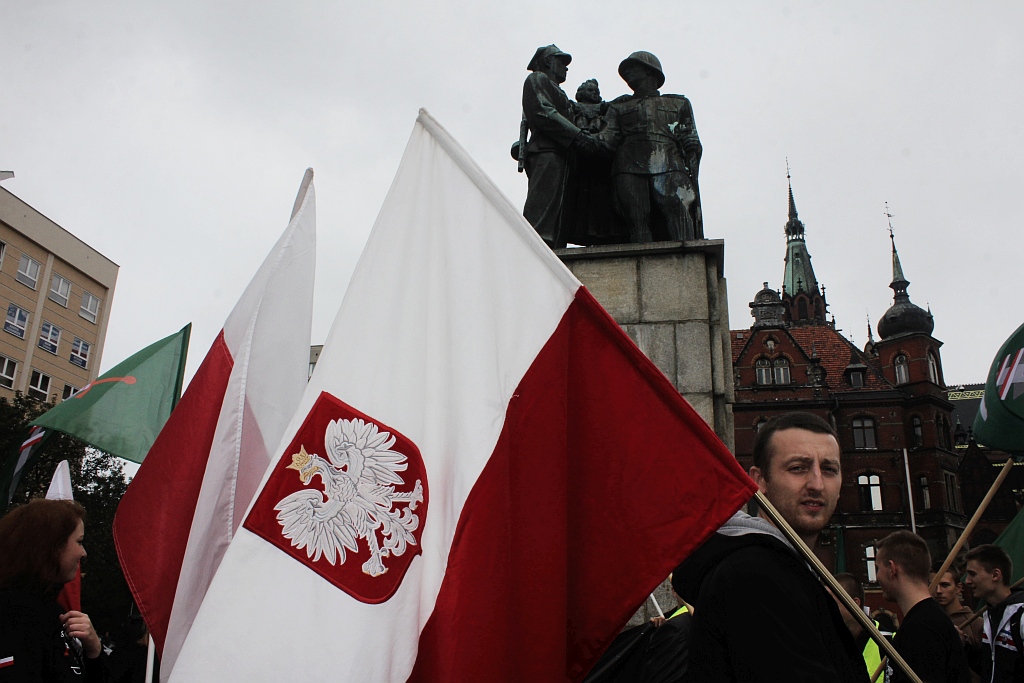 Pomnik, który od 67 lat dzieli legniczan idzie do rozbiórki