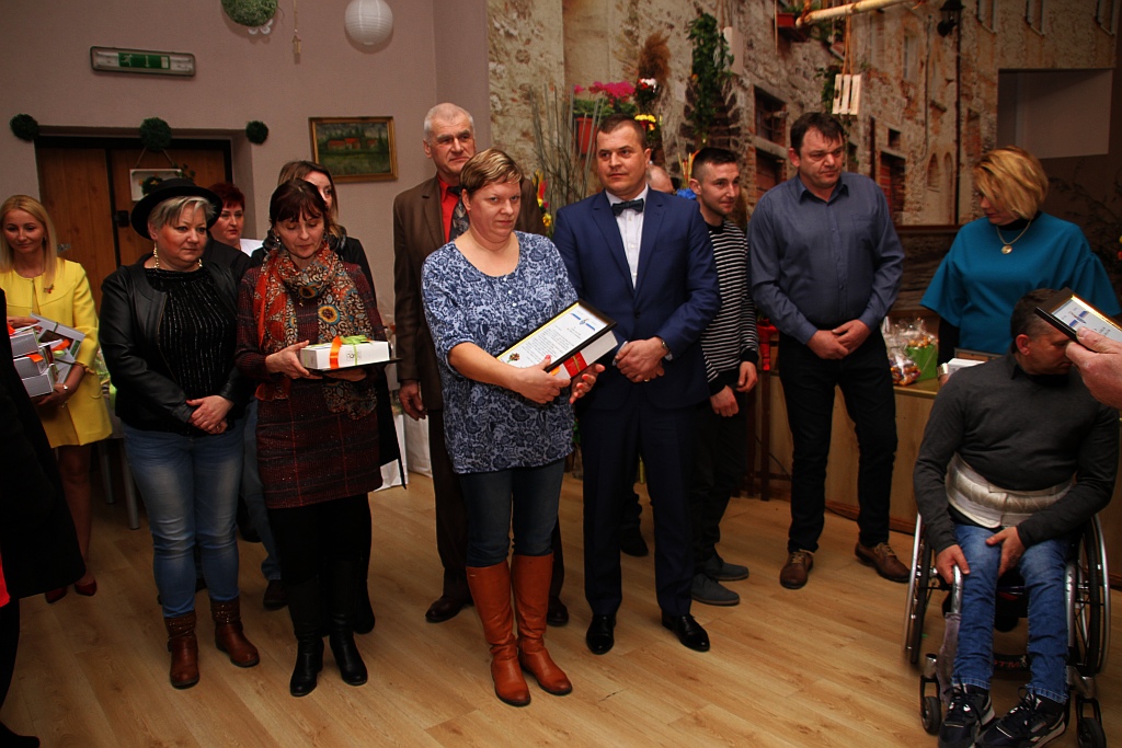 W Prochowicach odbyła się uroczysta sesja przedświąteczna