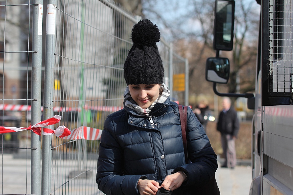 Rozpoczął się demontaż pomnika wdzięczności na pl. Słowiańskim
