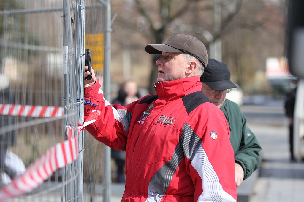 Rozpoczął się demontaż pomnika wdzięczności na pl. Słowiańskim