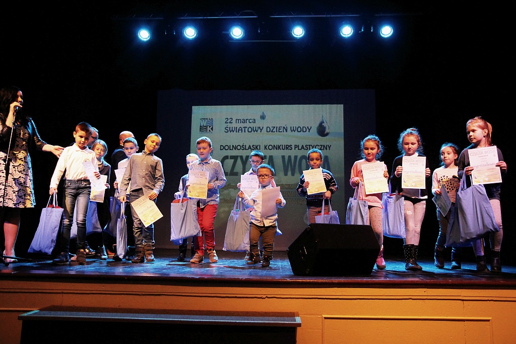Blisko siedemset prac wpłynęło na konkurs Zdrowa woda