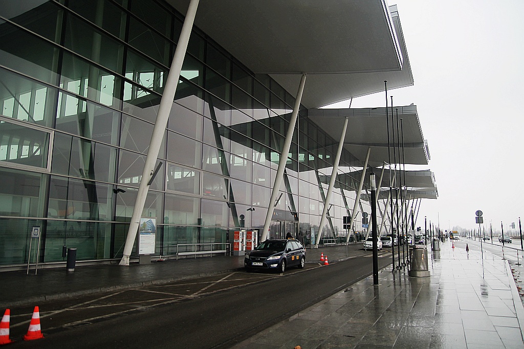 Prezentujemy Port Lotniczy Wrocław od kuchni