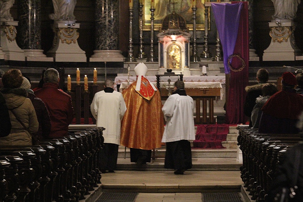 Miejska Droga Krzyżowa ulicami Legnicy