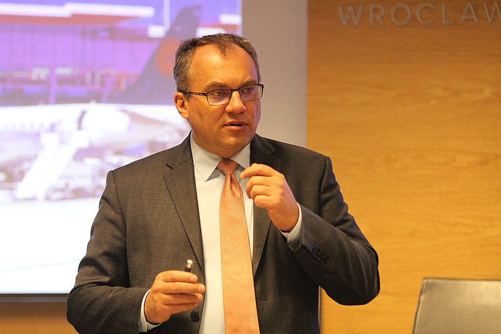 Prezentujemy Port Lotniczy Wrocław od kuchni