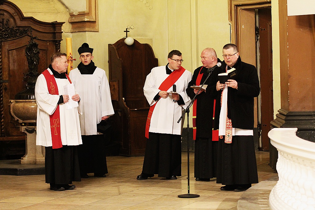 Miejska Droga Krzyżowa ulicami Legnicy