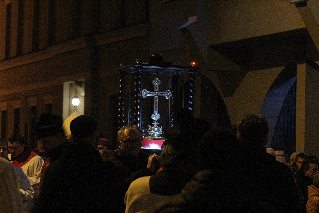 Miejska Droga Krzyżowa ulicami Legnicy