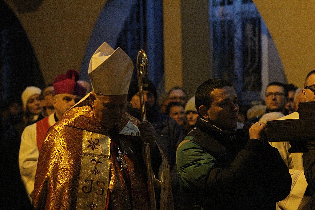 Miejska Droga Krzyżowa ulicami Legnicy