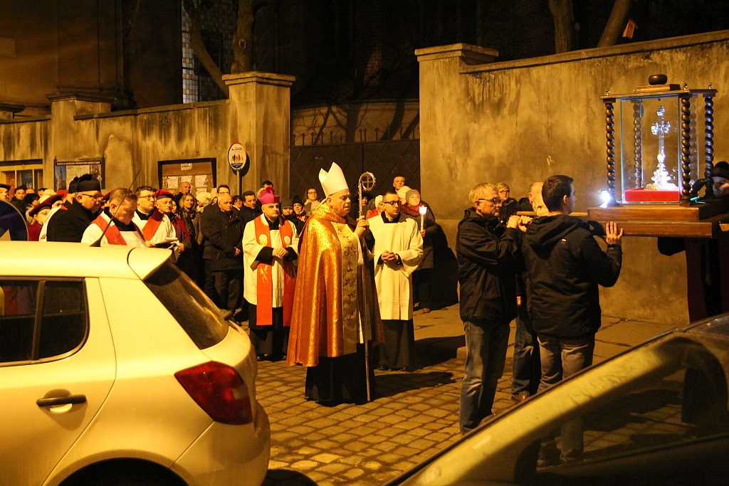 Miejska Droga Krzyżowa ulicami Legnicy