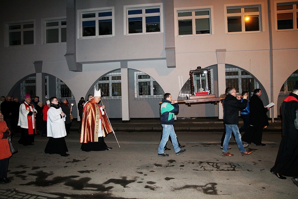 Miejska Droga Krzyżowa ulicami Legnicy