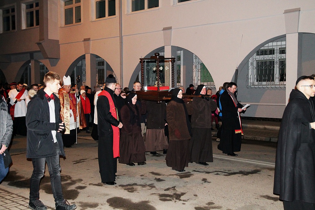 Miejska Droga Krzyżowa ulicami Legnicy