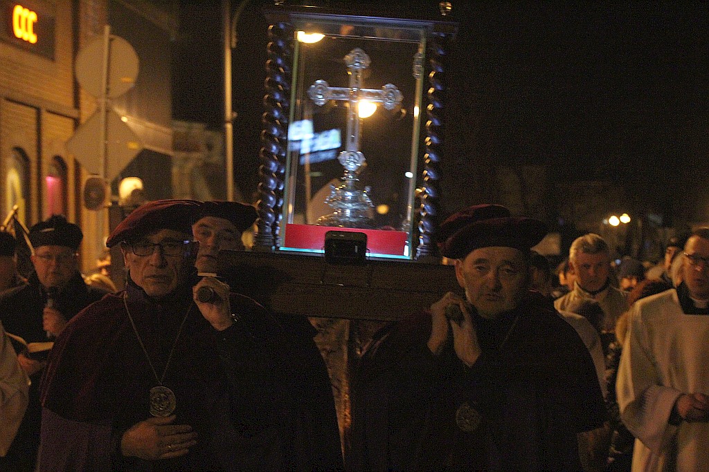 Miejska Droga Krzyżowa ulicami Legnicy