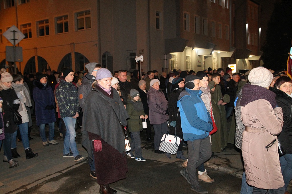 Miejska Droga Krzyżowa ulicami Legnicy