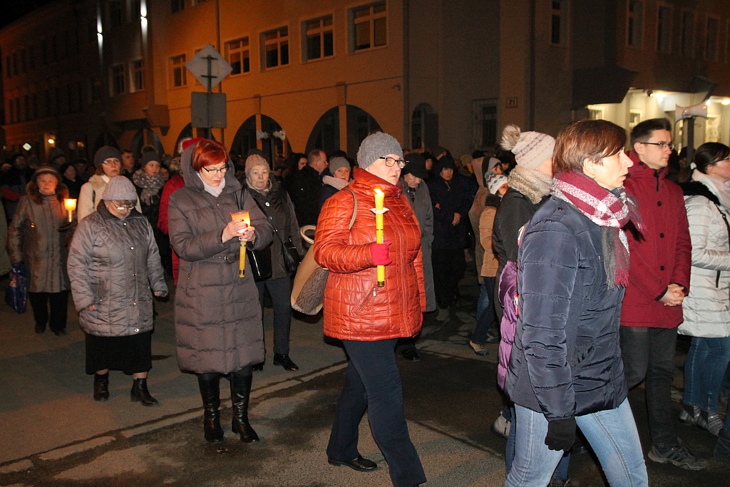 Miejska Droga Krzyżowa ulicami Legnicy