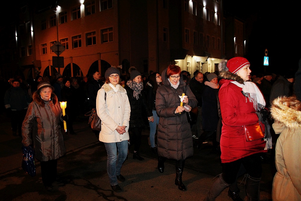 Miejska Droga Krzyżowa ulicami Legnicy