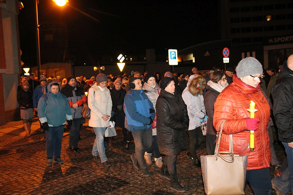 Miejska Droga Krzyżowa ulicami Legnicy