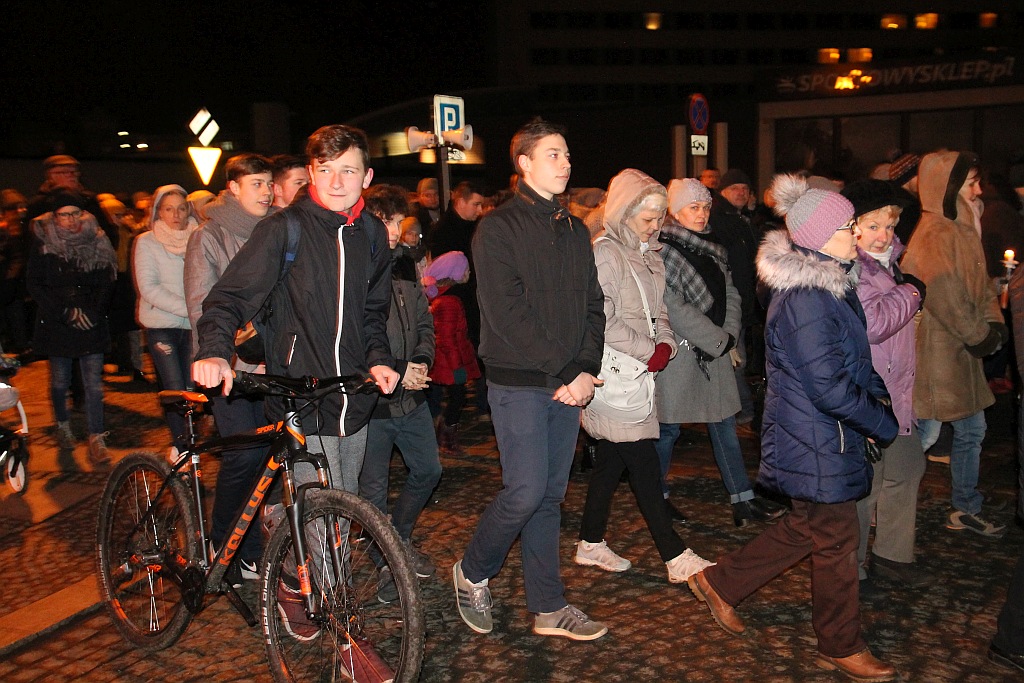 Miejska Droga Krzyżowa ulicami Legnicy