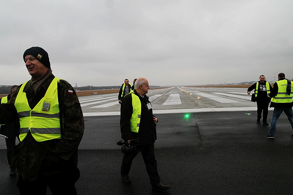 Prezentujemy Port Lotniczy Wrocław od kuchni