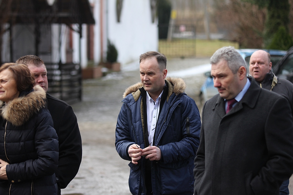 Mieszkańcy Dunina doczekali się nowej nawierzchni na drodze