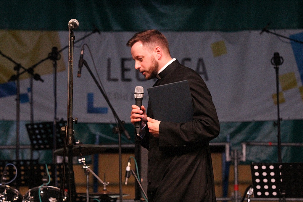 Światowy Dzień Młodzieży. Koncert ROCK AND FIRE oraz oratorium