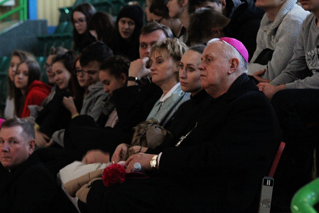 Światowy Dzień Młodzieży. Koncert ROCK AND FIRE oraz oratorium