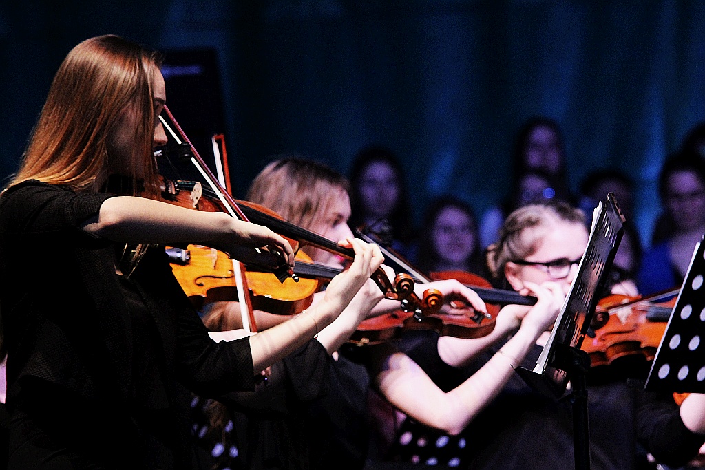 Światowy Dzień Młodzieży. Koncert ROCK AND FIRE oraz oratorium