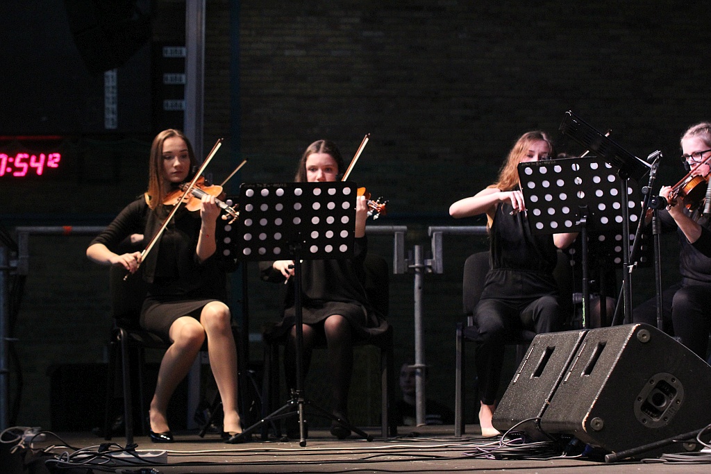 Światowy Dzień Młodzieży. Koncert ROCK AND FIRE oraz oratorium