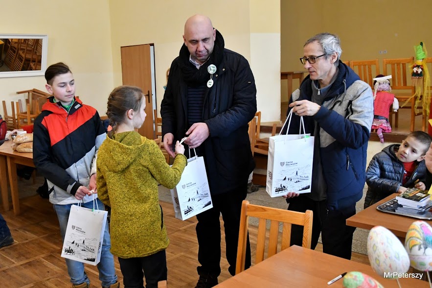 Rajd na powitanie wiosny zorganizowany przez legnicki PTTK