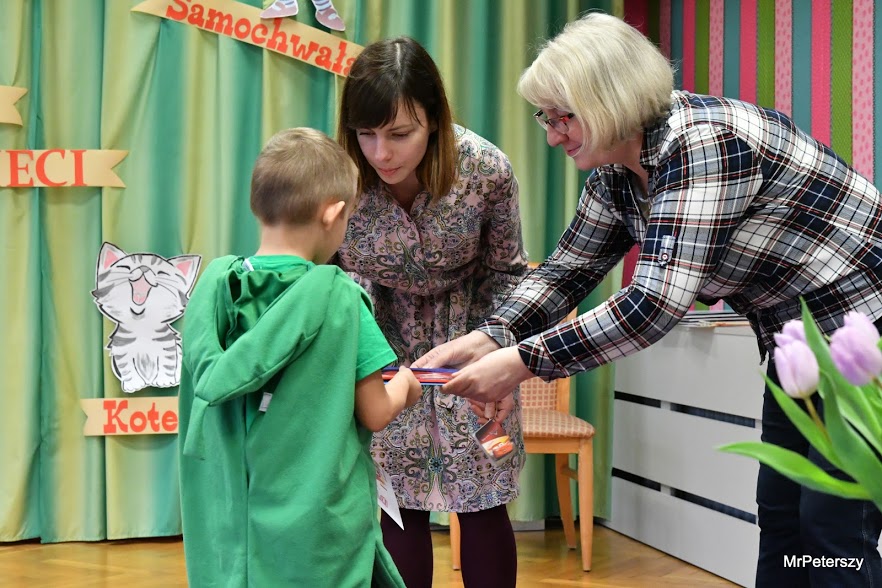 Poeci bawią dzieci. Stokrotkowy Konkurs Recytatorski