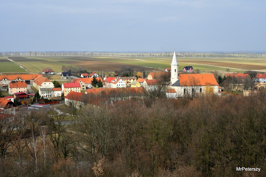 Rajd na powitanie wiosny zorganizowany przez legnicki PTTK