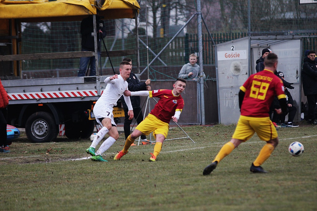 KS Legnickie Pole bez szans w starciu z rezerwami Zagłębia