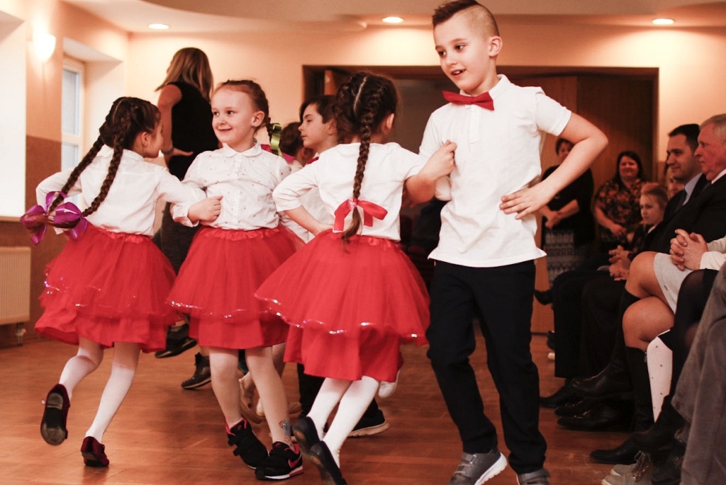 Gala stypendystów z gminy Miłkowice odbyła się w Rzeszotarach