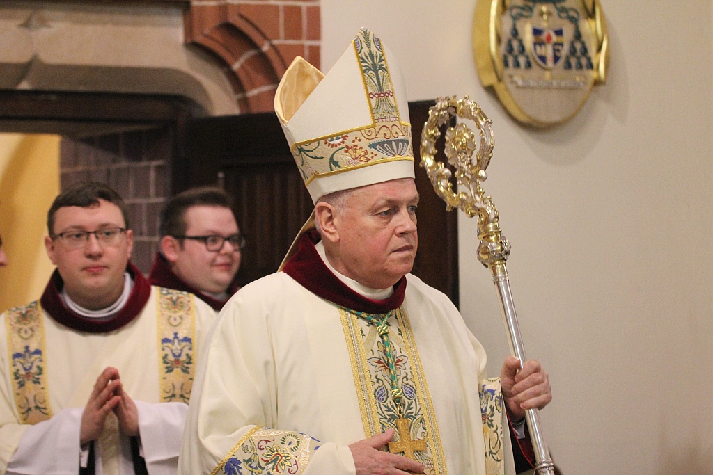W katedrze ponad 150 księży uczestniczyło we Mszy Krzyżma