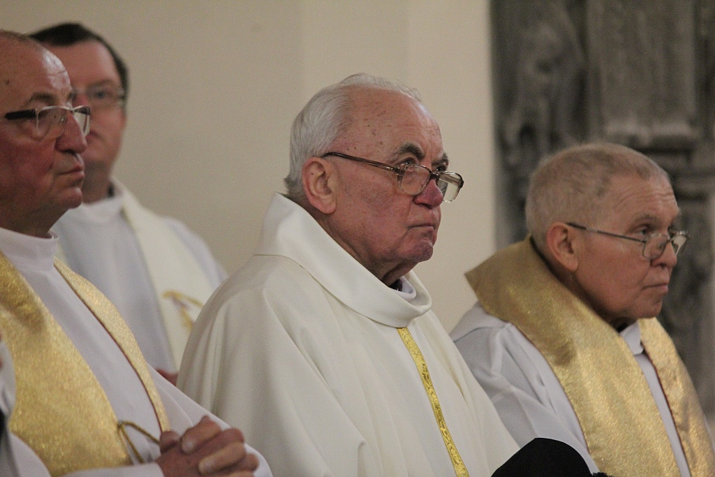 W katedrze ponad 150 księży uczestniczyło we Mszy Krzyżma
