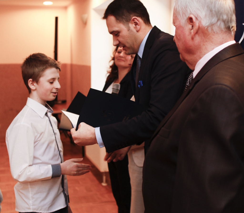 Gala stypendystów z gminy Miłkowice odbyła się w Rzeszotarach