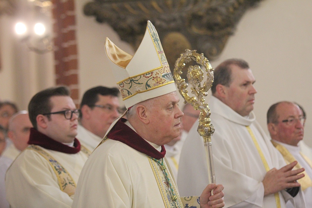 W katedrze ponad 150 księży uczestniczyło we Mszy Krzyżma