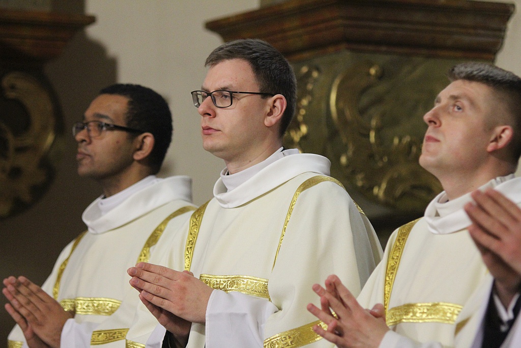 W katedrze ponad 150 księży uczestniczyło we Mszy Krzyżma