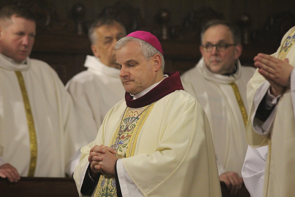 W katedrze ponad 150 księży uczestniczyło we Mszy Krzyżma