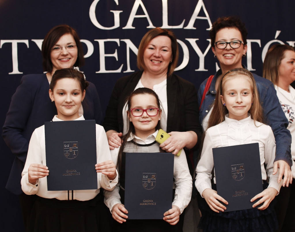 Gala stypendystów z gminy Miłkowice odbyła się w Rzeszotarach