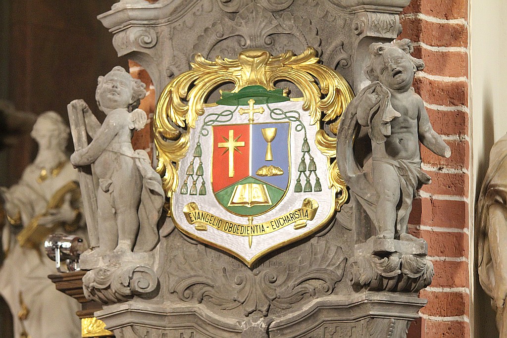 W katedrze ponad 150 księży uczestniczyło we Mszy Krzyżma