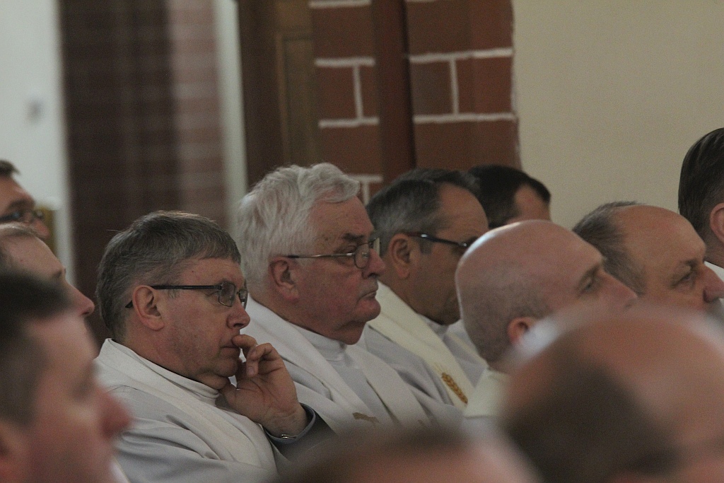 W katedrze ponad 150 księży uczestniczyło we Mszy Krzyżma