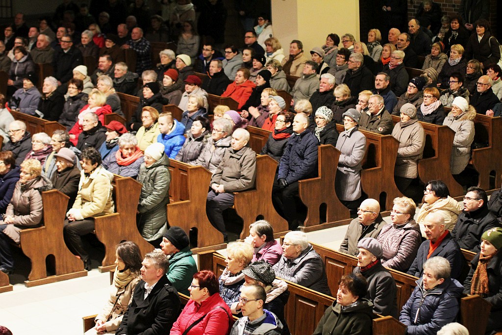 Wielki Piątek. Drugi dzień triduum. Dzień bez mszy świętej