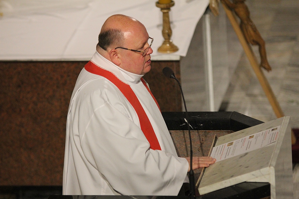 Wielki Piątek. Drugi dzień triduum. Dzień bez mszy świętej