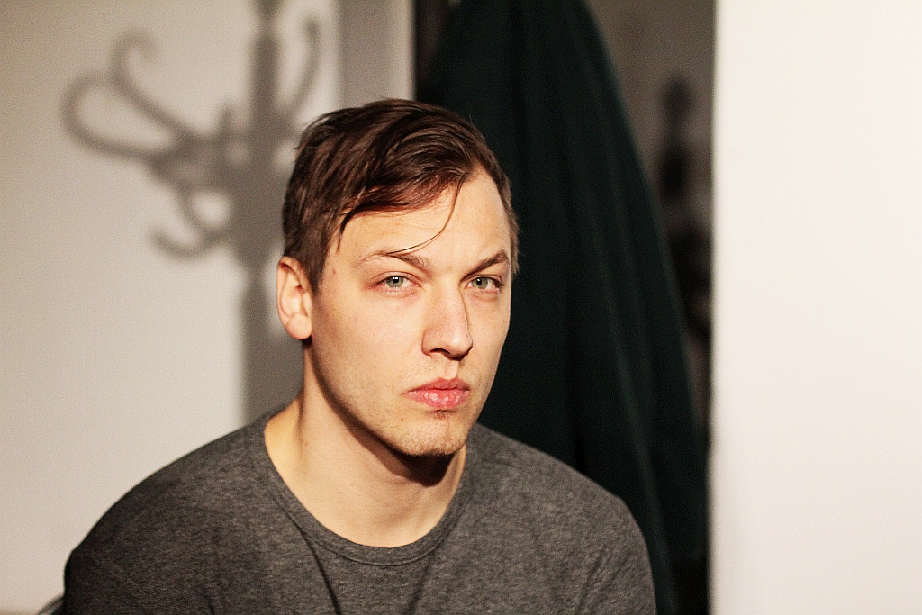 Magdalena Drab „opowiada” obrazy Marii Wnęk