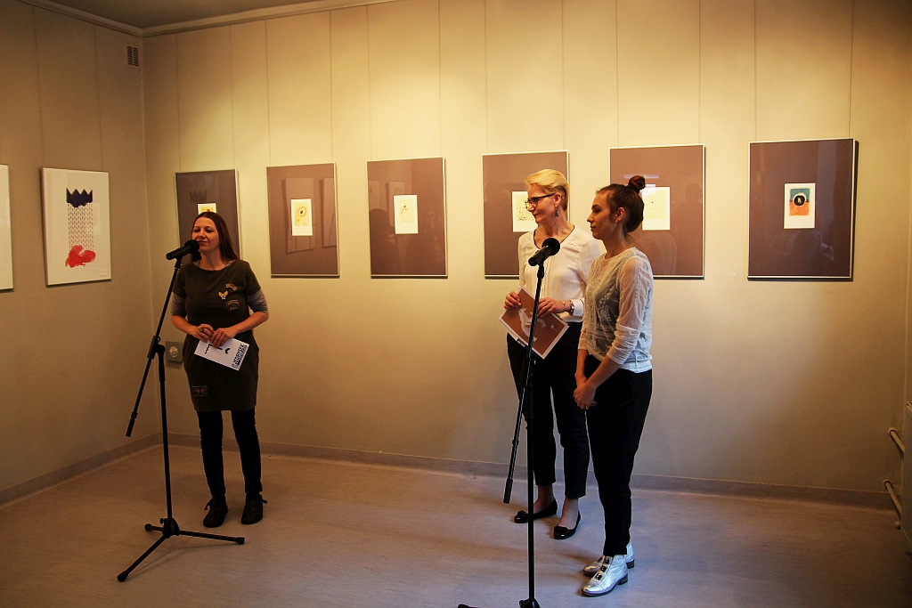 Wernisaż wystawy prac Justyny Jędrysek w Galerii Satyrykon