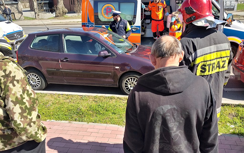 Wypadek z udziałem czterech samochodów w Legnicy