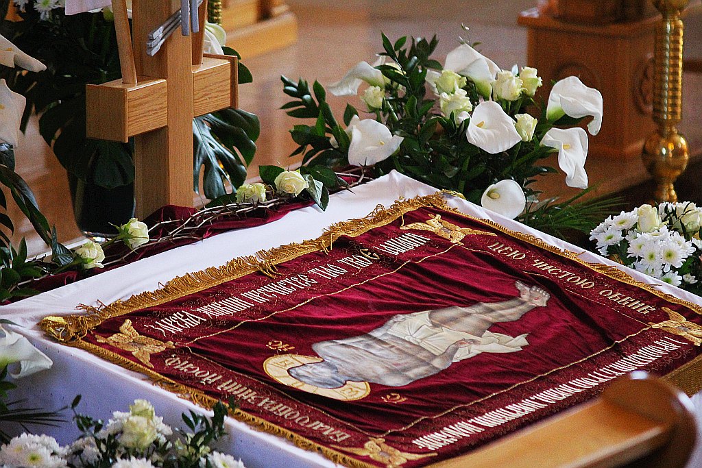 Poświęcenie pokarmów w cerkwi greckokatolickiej w Legnicy
